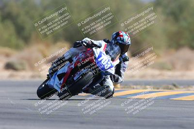 media/Oct-20-2024-CVMA (Sun) [[d4a3dff211]]/Race 9-Formulw LW Twins SHOOTOUT/